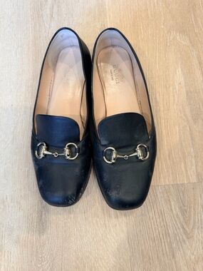 Gucci Black Leather Horsebit Loafers with Gold Hardware